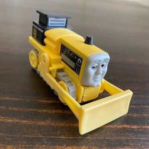 Thomas & Friends Wooden Railway Byron the Bulldozer Missing Tread Construction